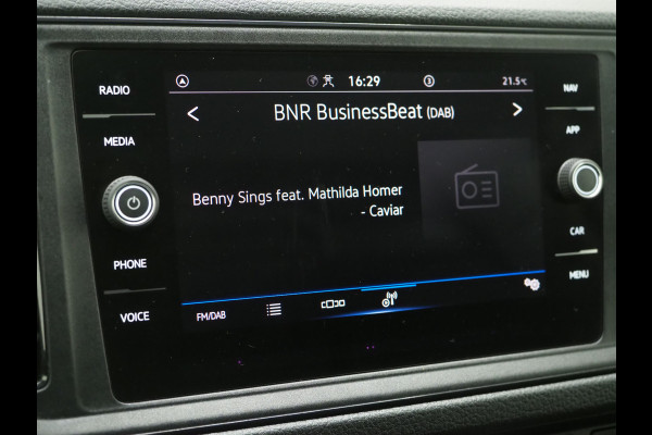 Volkswagen Crafter 35 2.0 TDI L4H3 | Beklede Laadruimte | LED | Sidesteps | Carplay | Camera | Trekhaak