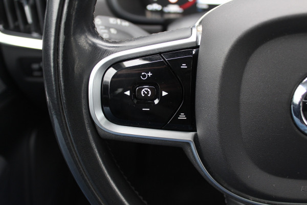 Volvo V90 Cross Country 2.0 D5 Pro / Trekhaak / Panoramadak / Camera / Head-up / Bowers en Wilkens / Luchtvering / 20'' / Keyless / Standverwarming / Stuurverwarming  / Dodehoek / Stoelverwarming / ACC