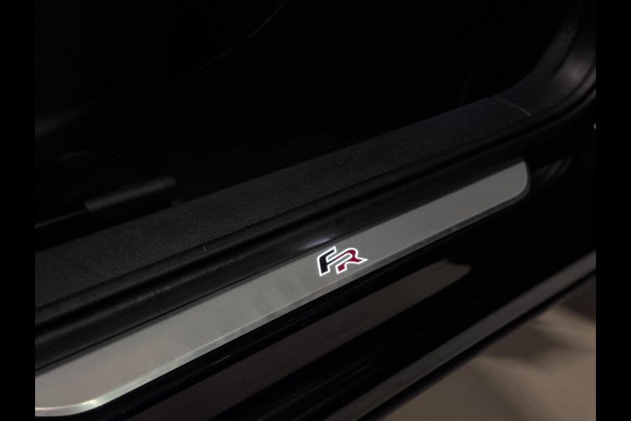 Seat Ateca 2.0 TSI FR 4DRIVE FR BLACK | PANO | KEYLESS | LEDER | LED