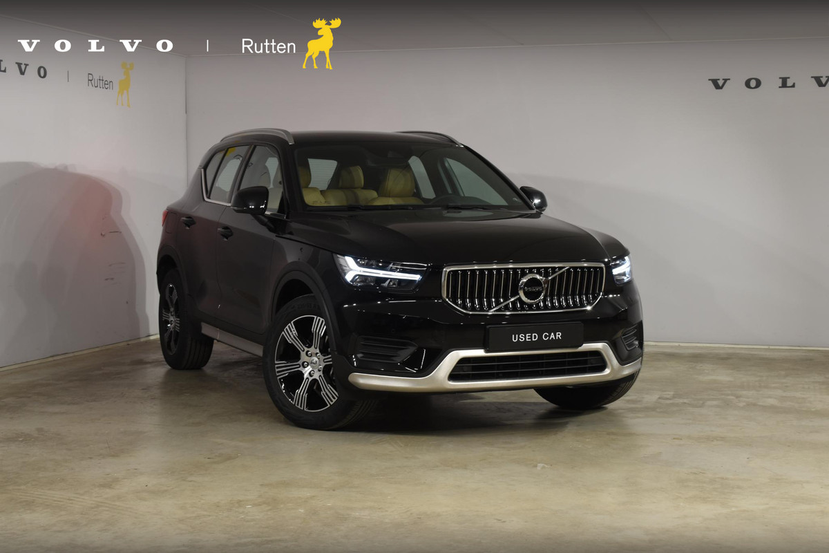 Volvo XC40 T3 163PK Automaat Inscription / Navigatie / Adaptive Cruise control / Stoelverwarming / Elektr. Trekhaak / Parkeersensoren v+a