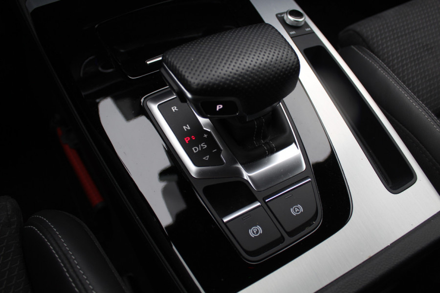 Audi Q5 50 TFSI e S edition NL Auto! / 360Camera / Half leder / 20'' / Adapt.cruise / BTW Auto