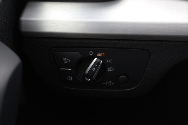 Audi Q5 50 TFSI e S edition NL Auto! / 360Camera / Half leder / 20'' / Adapt.cruise / BTW Auto