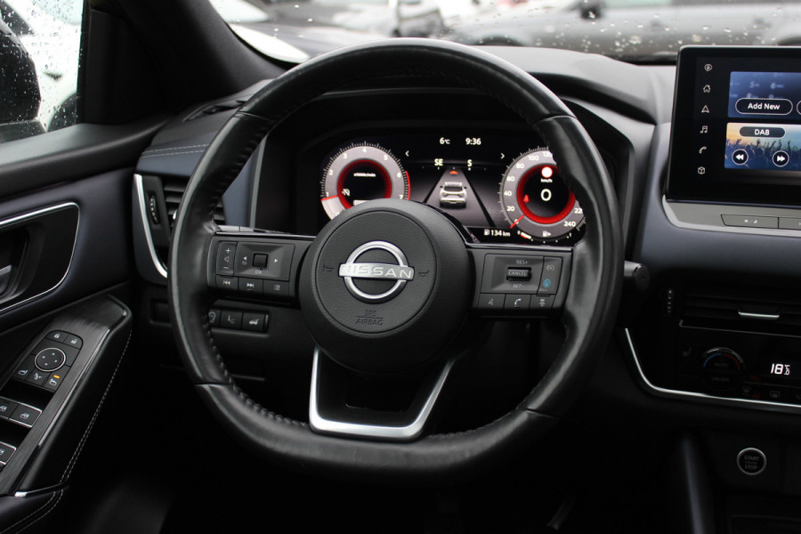Nissan QASHQAI 1.3 MHEV Tekna / Panoramadak / 360Camera / Head-up / Half leder / Matrix LED / 19'' / Stoelverwarming / DAB / ACC