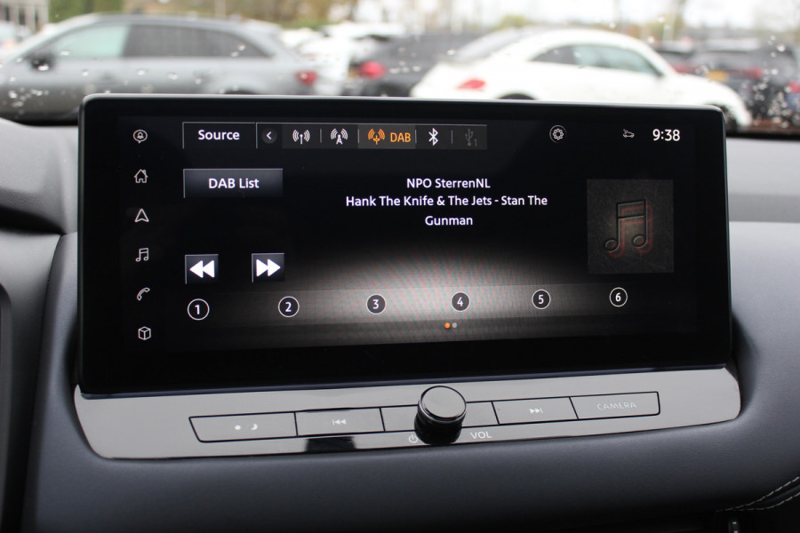Nissan QASHQAI 1.3 MHEV Tekna / Panoramadak / 360Camera / Head-up / Half leder / Matrix LED / 19'' / Stoelverwarming / DAB / ACC