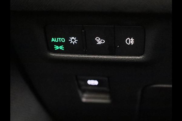 Škoda Kodiaq 1.5 TSI PHEV Business Edition 204 pk Automaat (DSG) | Verlengde garantie | Navigatie | Trekhaak (wegklapbaar) | Parkeersensoren | Achteruitrijcamera | Lederen bekleding | Stoelverwarming v/a |