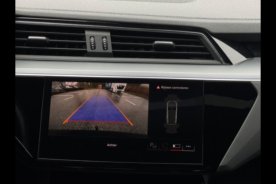 Audi e-tron Quattro Business edition Plus, 1 e eigenaar, panodak, leder, camera, afn. trekhaak, stoelverwarming, NL auto nap