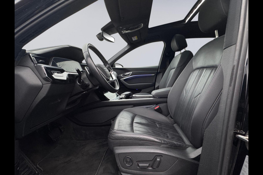 Audi e-tron Quattro Business edition Plus, 1 e eigenaar, panodak, leder, camera, afn. trekhaak, stoelverwarming, NL auto nap