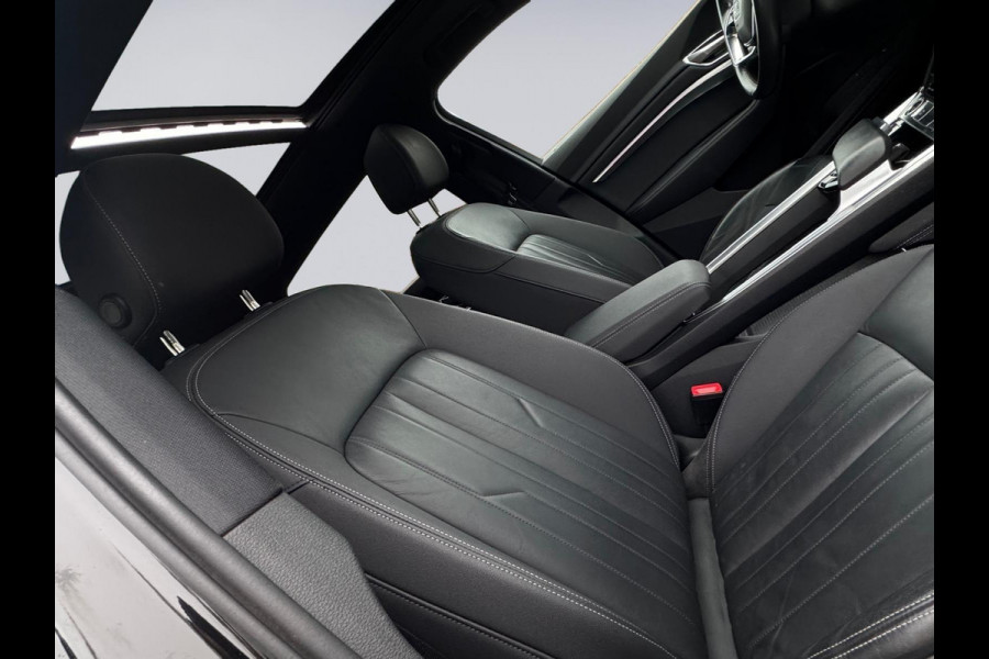 Audi e-tron Quattro Business edition Plus, 1 e eigenaar, panodak, leder, camera, afn. trekhaak, stoelverwarming, NL auto nap