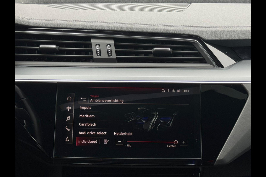 Audi e-tron Quattro Business edition Plus, 1 e eigenaar, panodak, leder, camera, afn. trekhaak, stoelverwarming, NL auto nap