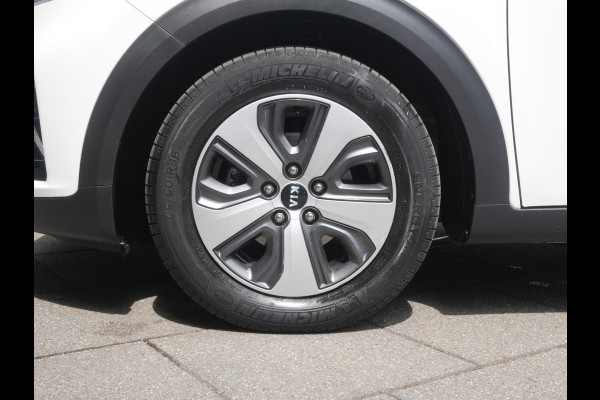 Kia Niro 1.6 GDi Hybrid Edition | Trekhaak | Draadloos Carplay | Camera | Clima |