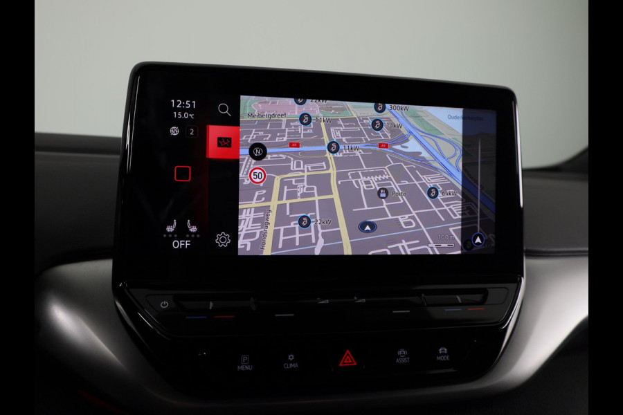 Volkswagen ID.4 Life 77 kWh 204 pk | Navigatie | Parkeersensoren | Adaptieve cruise control | LED koplampen | Stoelverwarming |