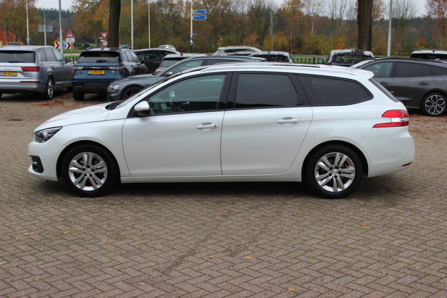 Peugeot 308 SW 1.6 BlueHDI Blue Lease Executive / Panoramadak / Navigatie / Parkeerhulp V+A / 16'' / DAB / Cruise Control