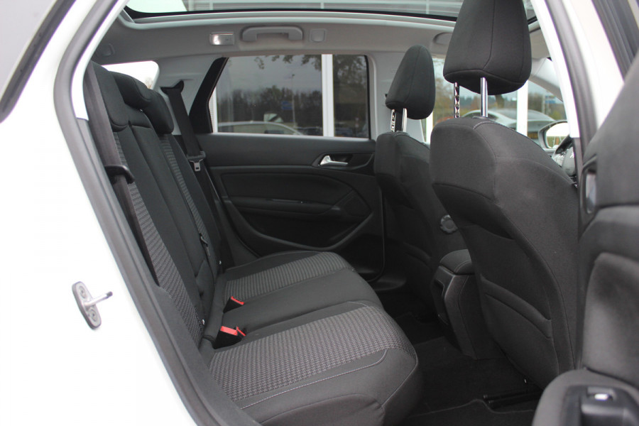 Peugeot 308 SW 1.6 BlueHDI Blue Lease Executive / Panoramadak / Navigatie / Parkeerhulp V+A / 16'' / DAB / Cruise Control