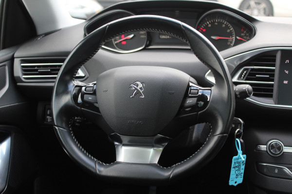 Peugeot 308 SW 1.6 BlueHDI Blue Lease Executive / Panoramadak / Navigatie / Parkeerhulp V+A / 16'' / DAB / Cruise Control