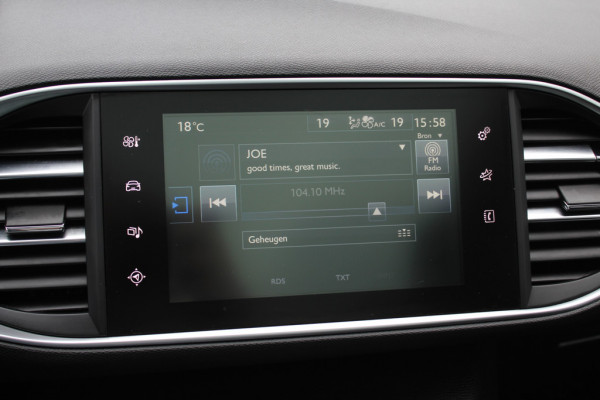 Peugeot 308 SW 1.6 BlueHDI Blue Lease Executive / Panoramadak / Navigatie / Parkeerhulp V+A / 16'' / DAB / Cruise Control