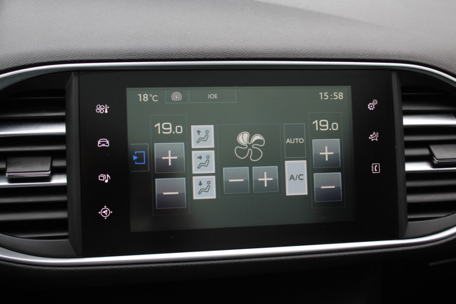 Peugeot 308 SW 1.6 BlueHDI Blue Lease Executive / Panoramadak / Navigatie / Parkeerhulp V+A / 16'' / DAB / Cruise Control