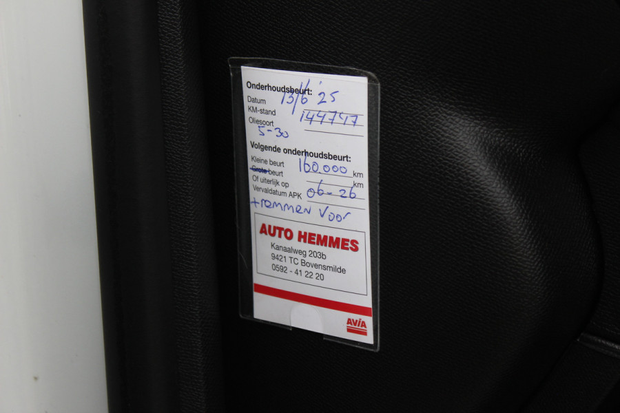 Peugeot 308 SW 1.6 BlueHDI Blue Lease Executive / Panoramadak / Navigatie / Parkeerhulp V+A / 16'' / DAB / Cruise Control