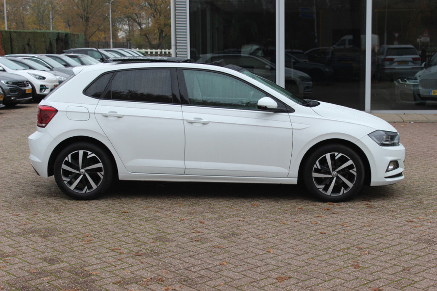 Volkswagen Polo 1.0 TSI Highline / Panoramadak / Virtual Cockpit / CarPlay / 17'' / LED Koplampen / Climate Control / ACC