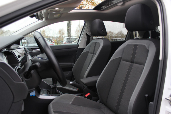 Volkswagen Polo 1.0 TSI Highline / Panoramadak / Virtual Cockpit / CarPlay / 17'' / LED Koplampen / Climate Control / ACC