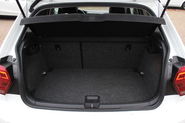Volkswagen Polo 1.0 TSI Highline / Panoramadak / Virtual Cockpit / CarPlay / 17'' / LED Koplampen / Climate Control / ACC