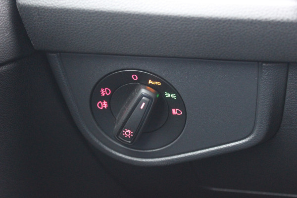 Volkswagen Polo 1.0 TSI Highline / Panoramadak / Virtual Cockpit / CarPlay / 17'' / LED Koplampen / Climate Control / ACC