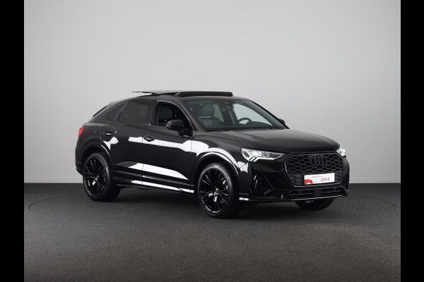 Audi Q3 Sportback 35 TFSI S Edition 150 pk S-tronic | Navigatie | Schuifdak | Parkeersensoren | Lichtmetalen velgen 20" | B&O Soundsystem | Lederen bekleding | S-Line |