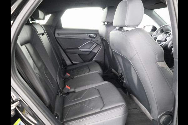 Audi Q3 Sportback 35 TFSI S Edition 150 pk S-tronic | Navigatie | Schuifdak | Parkeersensoren | Lichtmetalen velgen 20" | B&O Soundsystem | Lederen bekleding | S-Line |