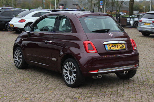 Fiat 500 1.2 Lounge / Panoramadak / Navigatie / Parkeerhulp achter / 15'' / Cruise Control / Xenon / Climate Control