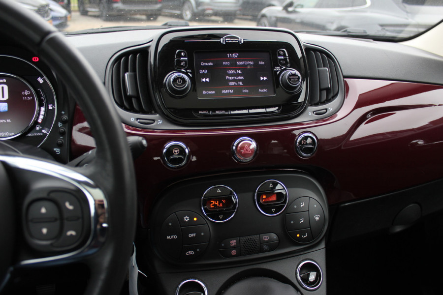 Fiat 500 1.2 Lounge / Panoramadak / Navigatie / Parkeerhulp achter / 15'' / Cruise Control / Xenon / Climate Control