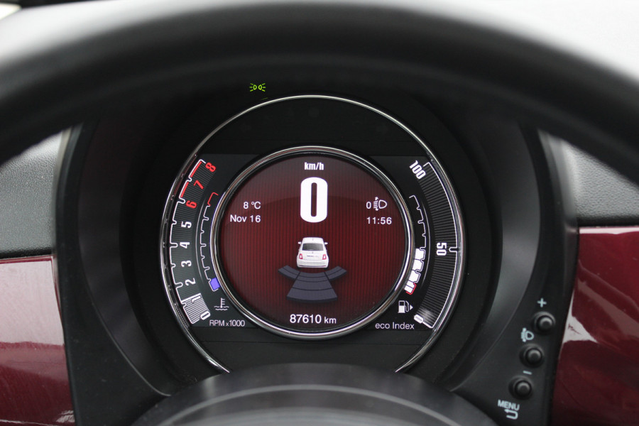 Fiat 500 1.2 Lounge / Panoramadak / Navigatie / Parkeerhulp achter / 15'' / Cruise Control / Xenon / Climate Control