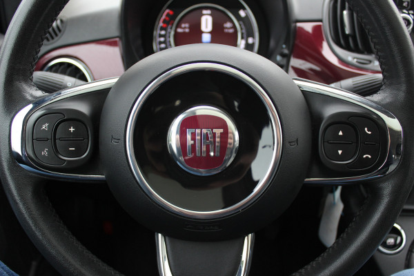 Fiat 500 1.2 Lounge / Panoramadak / Navigatie / Parkeerhulp achter / 15'' / Cruise Control / Xenon / Climate Control