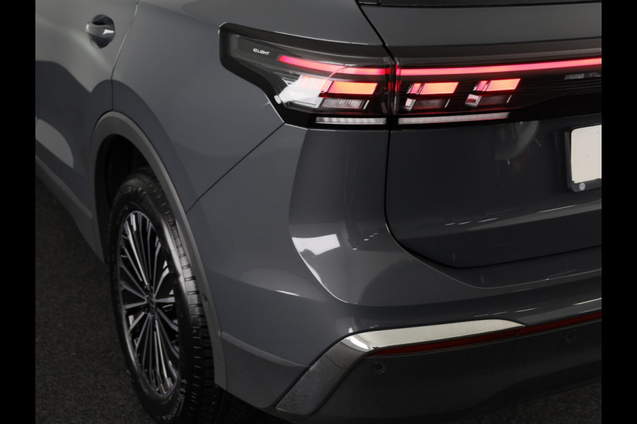 Volkswagen Tiguan 1.5 eHybrid Elegance 204 pk Automaat (DSG) | Verlengde garantie | Navigatie | Trekhaak (wegklapbaar) | Parkeersensoren (Park assist) | Rondomzicht camera | Stoelverwarming |