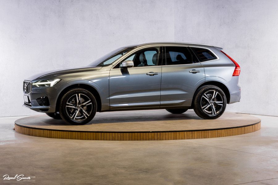 Volvo XC60 2.0 T5 R-Design | Cruise control | Zwenkbare trekhaak | Apple carplay |