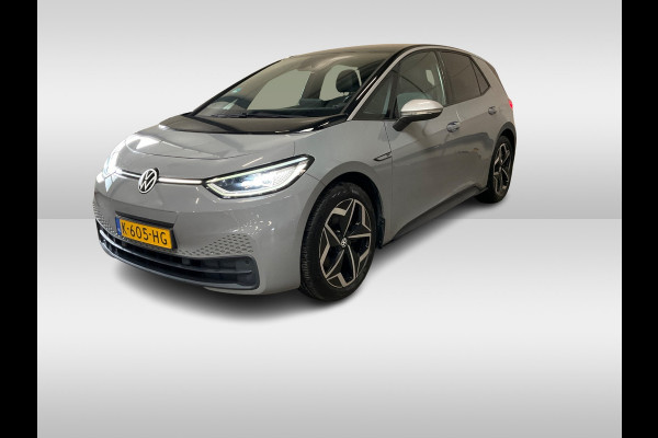 Volkswagen ID.3 First Plus 58 kWh / Camera / Keyless / Matrix LED / Interieurvoorverwarming / 19'' / DAB / 19'' / Navigatie / ACC