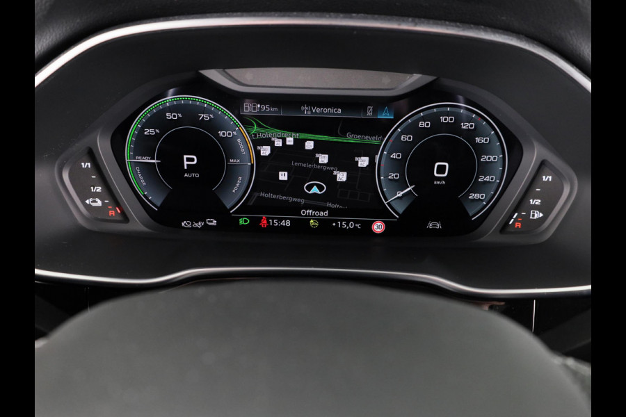 Audi Q3 Sportback 45 TFSI e S Edition 245pk | Sonos Audio | Parkeercamera | Navigatie  | Elektrisch verstelbare voorstoelen