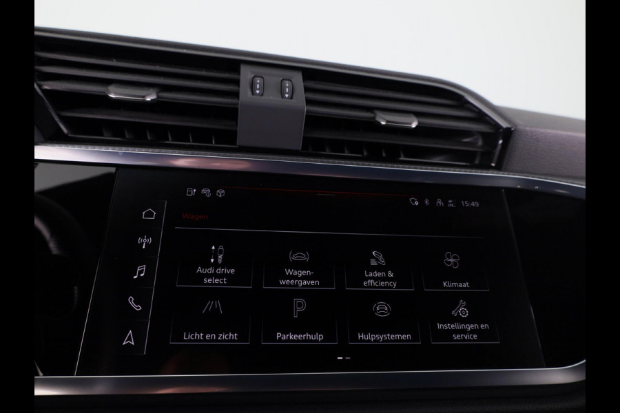 Audi Q3 Sportback 45 TFSI e S Edition 245pk | Sonos Audio | Parkeercamera | Navigatie  | Elektrisch verstelbare voorstoelen