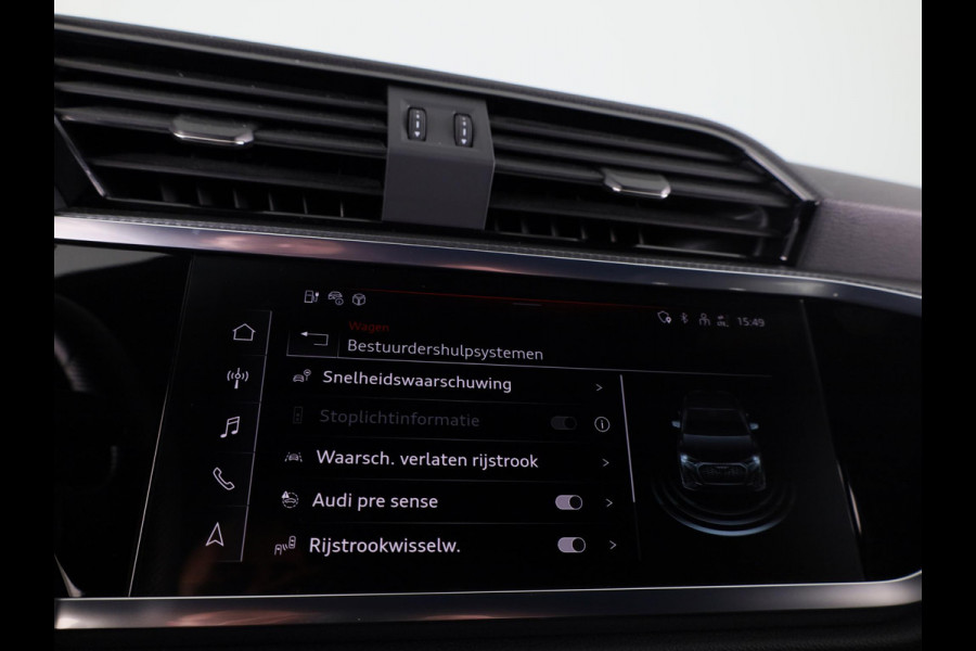 Audi Q3 Sportback 45 TFSI e S Edition 245pk | Sonos Audio | Parkeercamera | Navigatie  | Elektrisch verstelbare voorstoelen