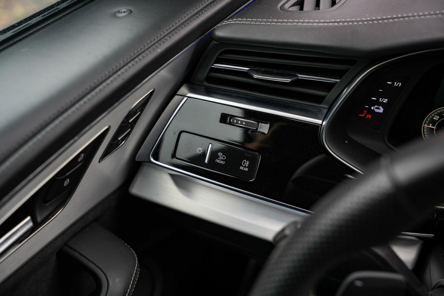 Audi Q8 60 TFSI e quattro Competition B&O Panodak Carbon 360 Cam Dode Hoek ACC Stoelventilatie