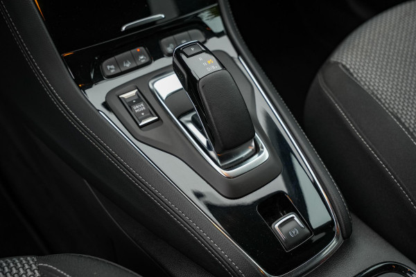 Opel Grandland 1.6 Turbo Plug-In Hybrid GS Line Apple carplay DAB+ Hill hold 18"L.M. Rijstrooksensor Airco Dakrails