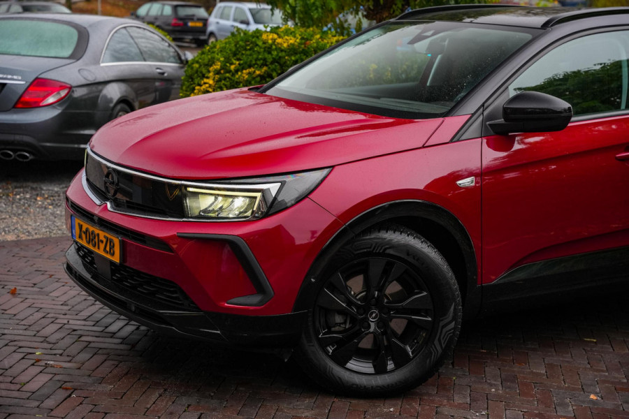 Opel Grandland 1.6 Turbo Plug-In Hybrid GS Line Apple carplay DAB+ Hill hold 18"L.M. Rijstrooksensor Airco Dakrails