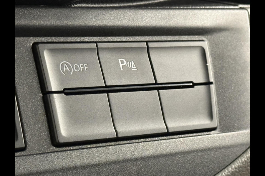 Volkswagen Transporter 2.0 TDI L2H1 30 Comfortline Airco Navi Trekhaak 2X schuifdeur Stoelverwarming Adaptieve Cruise Control