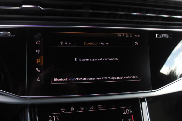 Audi Q8 55 TFSI quattro Pro Line Plus / Trekhaak / Panoramadak / 360Camera / Achterasbesturing / Softclose / 22'' / B&O / Sfeerverlichting / Dodehoek / DAB / Stoelverwarming / ACC
