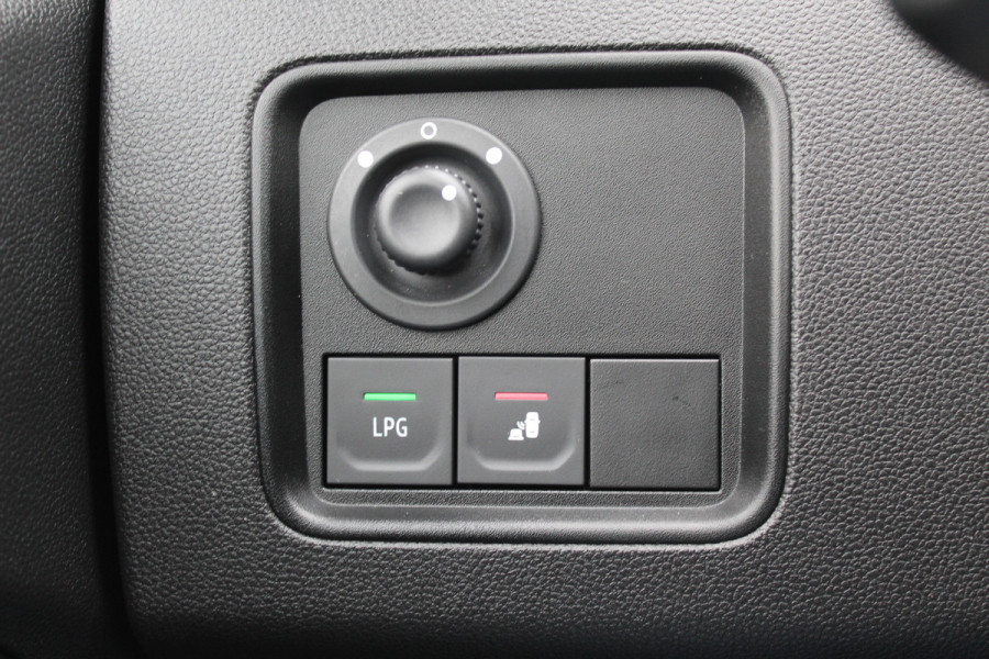 Dacia Duster 1.0 TCe Bi-Fuel Prestige / Camera / Navigatie / 17'' / DAB / Bluetooth / Cruise Control