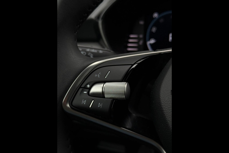 Škoda Fabia 1.0 TSI Selection CarPlay Camera