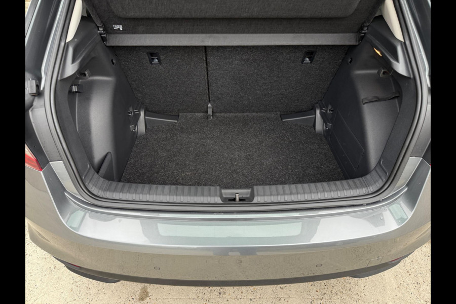 Škoda Fabia 1.0 TSI Selection CarPlay Camera