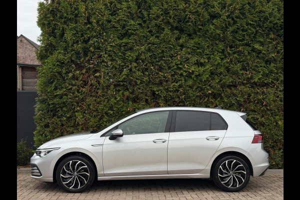 Volkswagen Golf 1.5 eTSI Style Edition Camera CarPlay