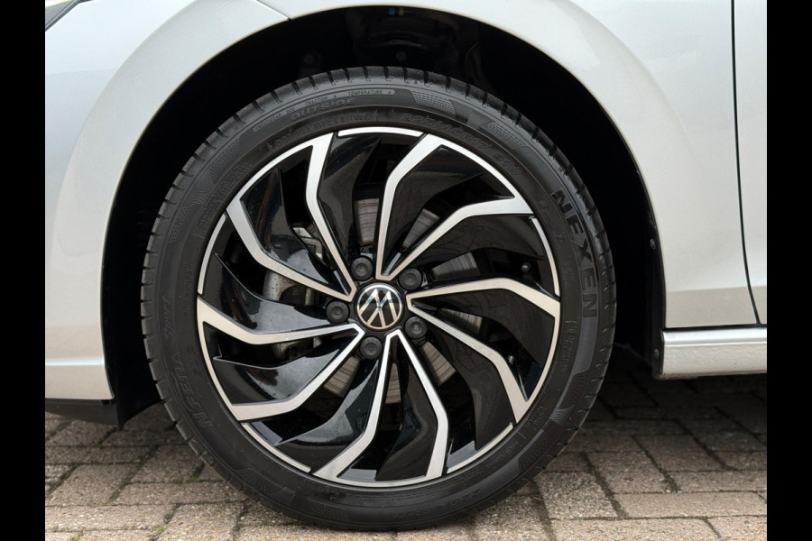 Volkswagen Golf 1.5 eTSI Style Edition Camera CarPlay