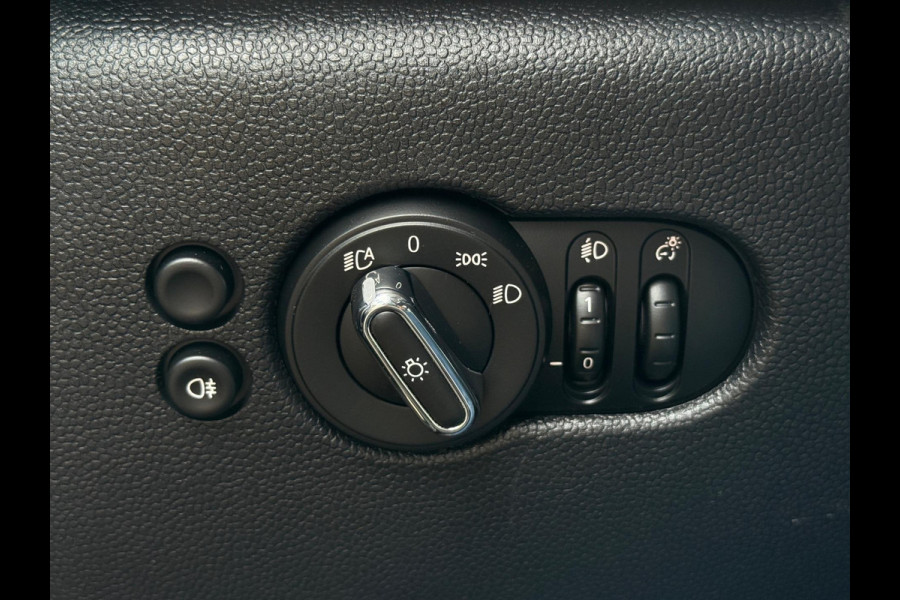 MINI Cooper 1.5 Camden CarPlay Camera