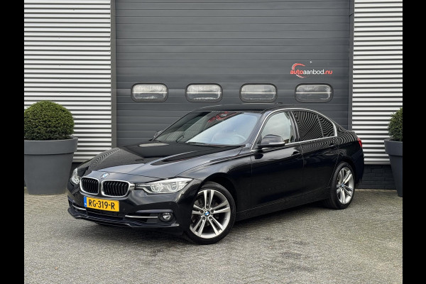 BMW 3-serie 320i Corporate Lease High Executive | Navigatie | Privacy Glass | Lichtmetalen Velgen | Climate Control | Xenon |