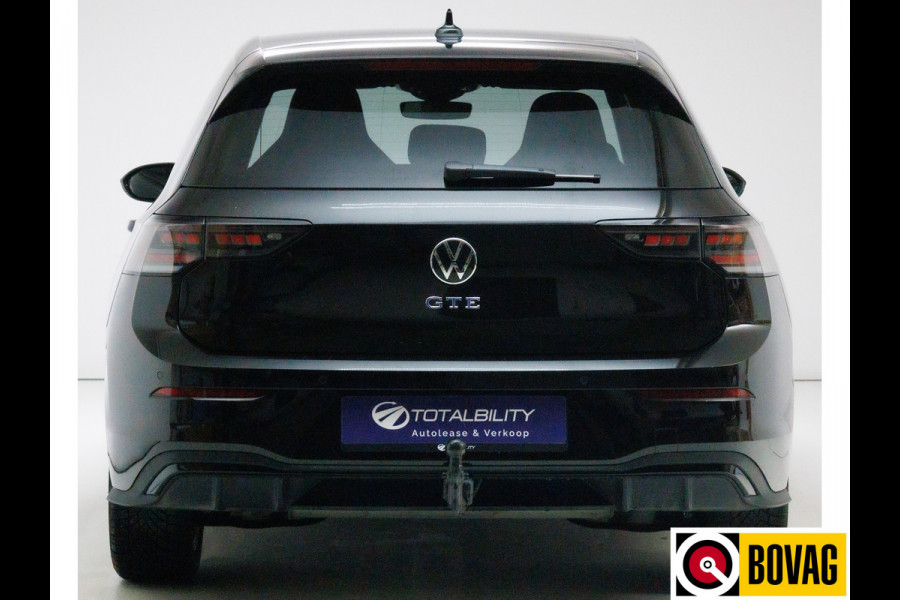 Volkswagen Golf 1.5 eHybrid GTE Black Style 272 PK | IQ Led | Elec. trekhaak | Headup | Stoel- & stuurverw. | PDC V + A, Camera, App. connect, Navigatie, 131 KM actieradius (WLTP)